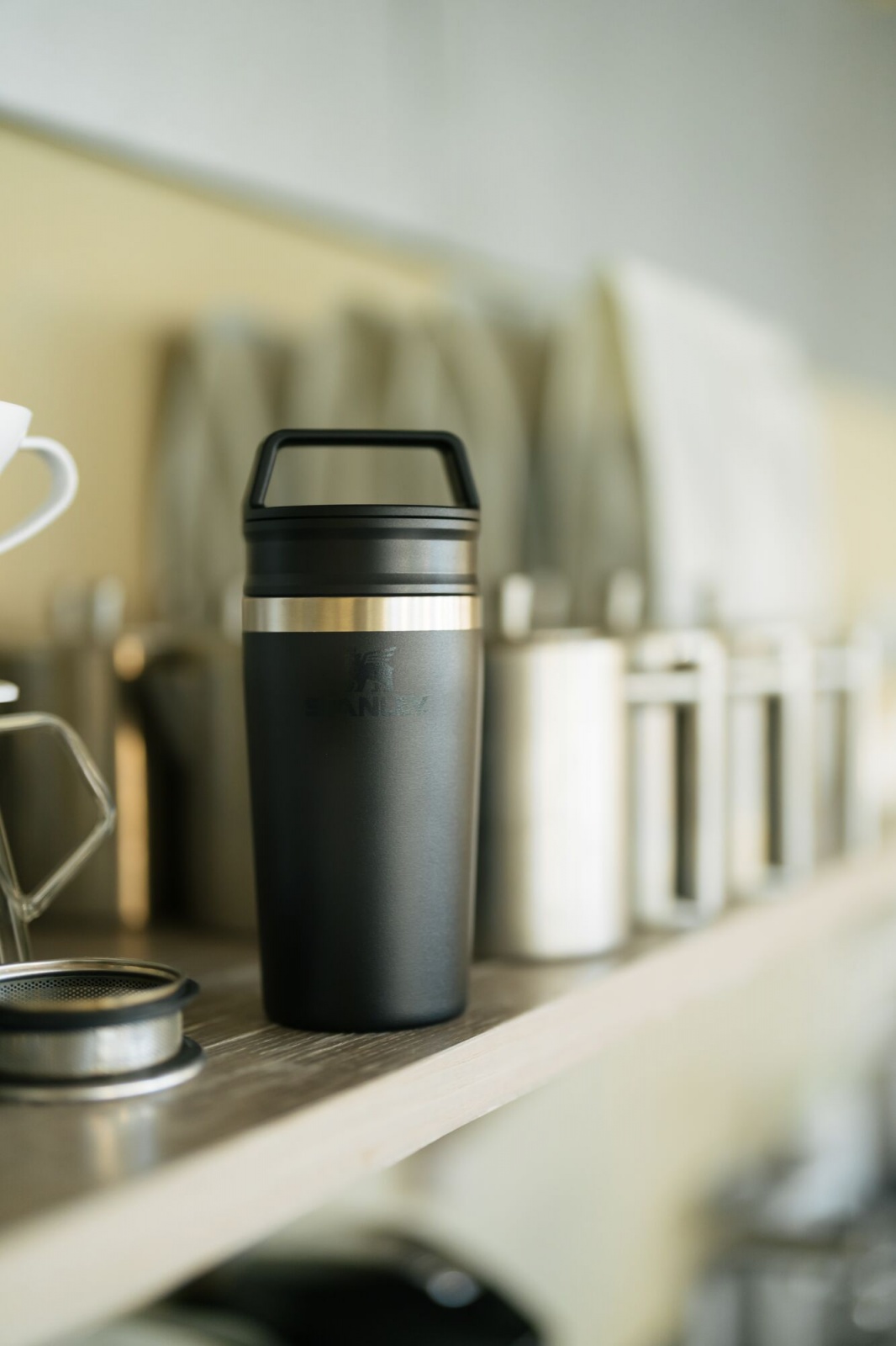 Stanley The Café-To-Go Travel Mug black Termohrnek (obrázek 6)