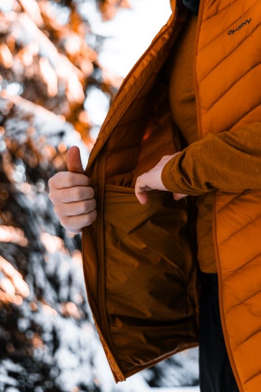 Husky Dresles M L, mustard Pánská péřová vesta (obrázek 9)