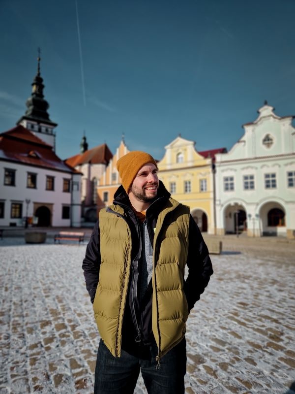 Husky Deep M M, dk. khaki Pánská péřová vesta na zip (obrázek 4)