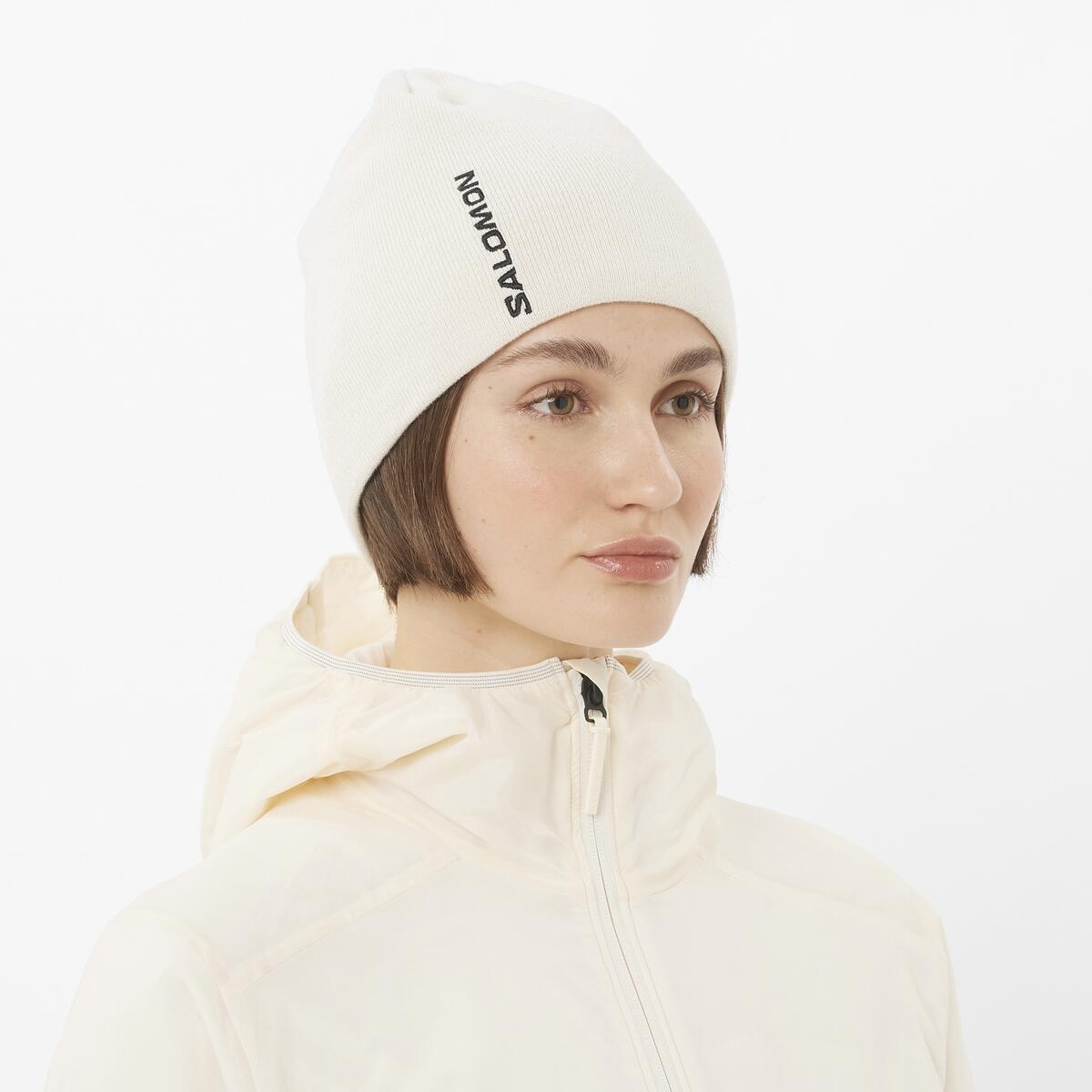 Salomon GRAPHIC BEANIE deep black Čepice (obrázek 6)