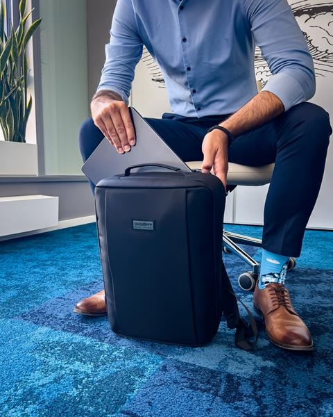 Husky Office 12l black Batoh (obrázek 7)