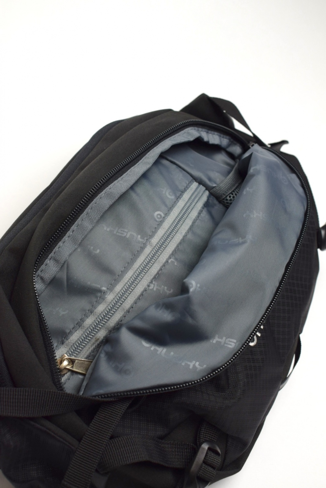 Husky Carry black Ledvinka (obrázek 6)