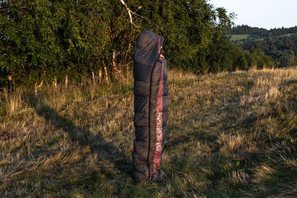 Husky Drape Ladies -20°C purple Péřový zimní dámský spacák (obrázek 7)