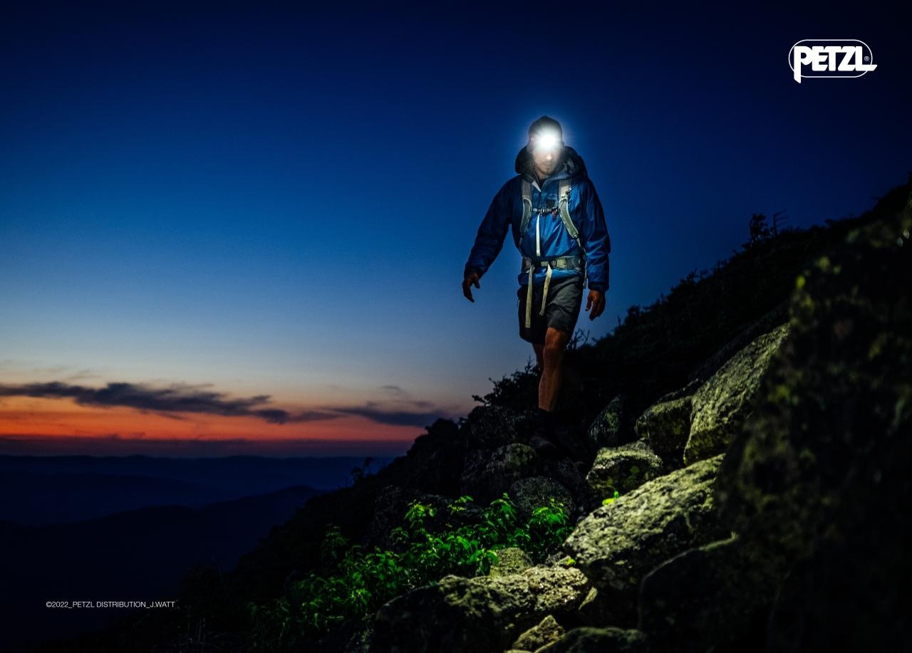 Petzl Actik core grey Čelovka (obrázek 9)