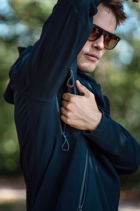 Husky Samai M S, black Pánská softshell bunda (obrázek 5)