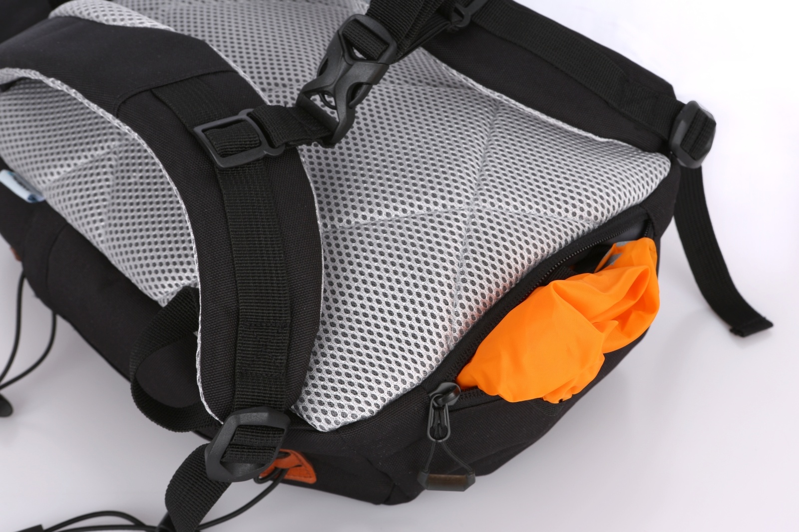 Husky Jolly 15l black Dětský batoh (obrázek 9)