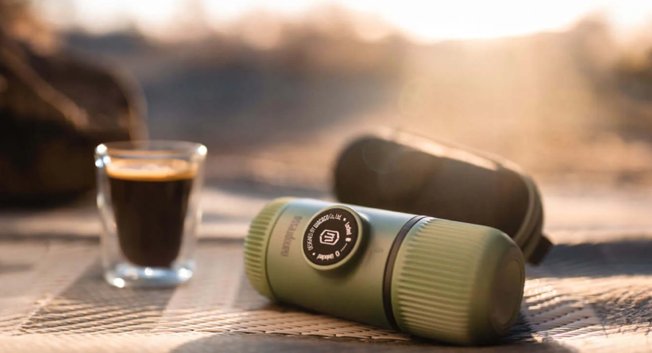 Wacaco Nanopresso + pouzdro mechově zelená Kávovar