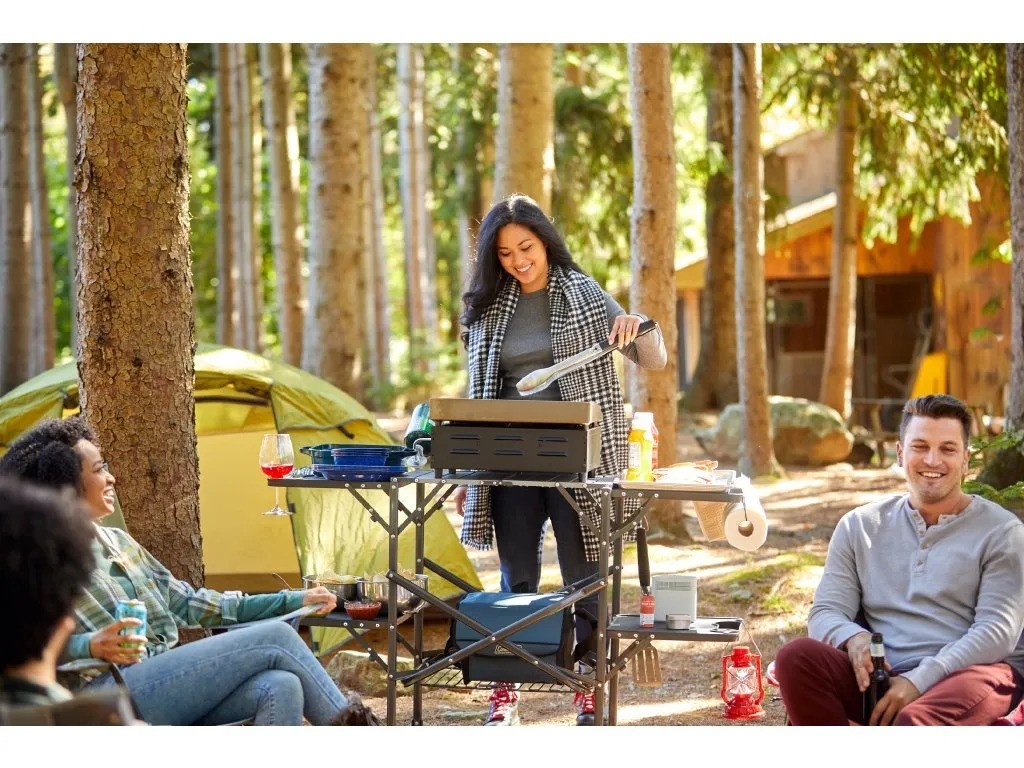 GCI Outdoor Slim-Fold Cook Station™ black chrome Skládací stolek / Kuchyňka (obrázek 9)