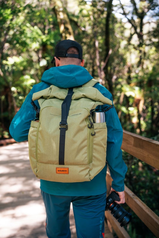 Husky Moper 28l bright green Městský batoh (obrázek 8)